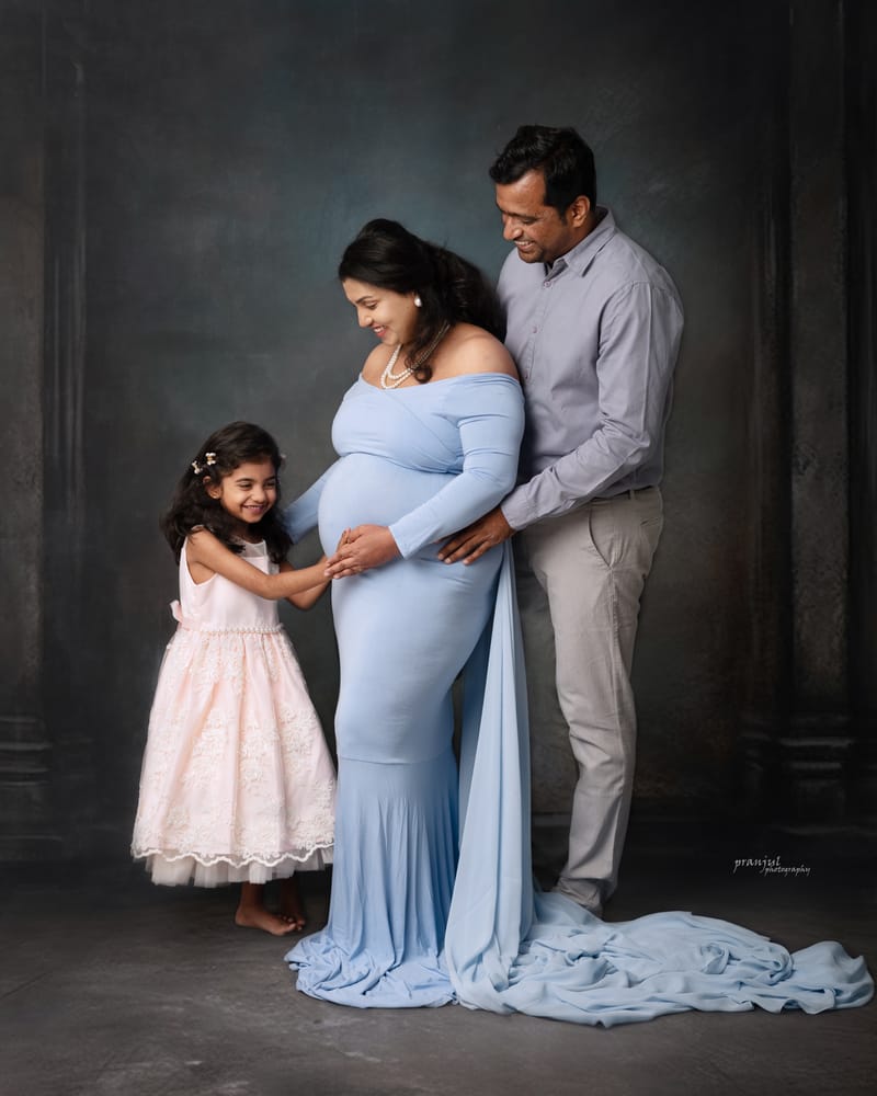 Family portrait with elegant minimalist styling